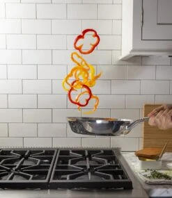 Saveur Selects Voyage Series - Triply RVS Koekenpannenset Inductie - 20cm - 25cm - Anti Aanbak - Levenslange Garantie - Luxe Pannenset -Pot Verkoopwinkel 1039x1200 1