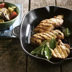 Le Creuset Gietijzeren Vierkante Grillpan - 26cm - Mat Zwart 10 Le Creuset Gietijzeren Vierkante Grillpan - 26cm - Mat Zwart -Pot Verkoopwinkel 1200x1200 1364