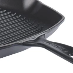 Le Creuset Gietijzeren Vierkante Grillpan - 26cm - Mat Zwart 13 Le Creuset Gietijzeren Vierkante Grillpan - 26cm - Mat Zwart -Pot Verkoopwinkel 1200x1200 1367