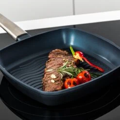 Westinghouse Performance Series - Grillpan Inductie 28cm - Luxe Grillpan - Blauw - Steakpan - Geschikt Voor Alle Warmtebronnen Inclusief Inductie En Ovenbestendig -Pot Verkoopwinkel 1200x1200 1374
