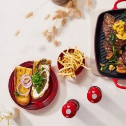 Le Creuset Rechthoekige Grill 30cm Kersenrood -Pot Verkoopwinkel 1200x1200 1386