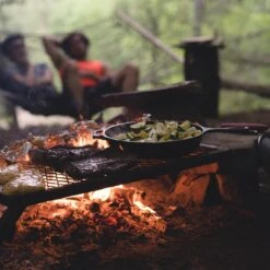 Navaris Gietijzeren Koekenpan - Braadpan Van Gietijzer - Ronde Skillet - Geschikt Voor Alle Warmtebronnen - Ø 30 Cm - Ovenbestendig Tot 260 Graden -Pot Verkoopwinkel 1200x1200 382