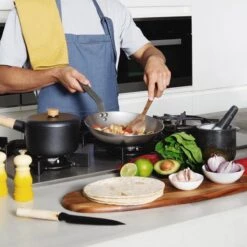 DeBuyer Mineral B Element Koekenpan - Zilver - Rond - Ø 28 Cm -Pot Verkoopwinkel 1200x1200 557