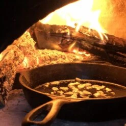 Valhal Outdoor Skillet / Koekenpan Met Steel - Gietijzer, Diameter 30cm - VH30 -Pot Verkoopwinkel 1200x1200 750