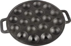 YUGN BLACK Poffertjespan Poffertjesmaker 6 Delige Set - 19 Poffertjes Incl Doseerfles Kwast Poffertjesvork Siliconen Ovenwanten - Platte Onderkant Poffertjespan Inductie Poffertjespan Elektrisch - Cadeau Tip -Pot Verkoopwinkel 1200x785 3