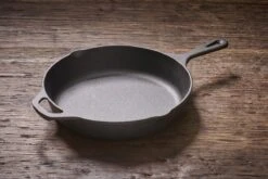 Koock Amsterdam® Skillet Gietijzer - Koekenpan - Geschikt Voor Alle Warmtebronnen Incl. BBQ En Inductie 18 Koock Amsterdam® Skillet Gietijzer - Koekenpan - Geschikt Voor Alle Warmtebronnen Incl. BBQ En Inductie -Pot Verkoopwinkel 1200x800 128
