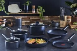 Tefal Black Stone Hapjespan - Ø 24 Cm -Pot Verkoopwinkel 1200x800 233