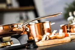 Koekenpan Ø26cm Met Deksel - Inductie - Koper - DUCQ 15 Koekenpan Ø26cm Met Deksel - Inductie - Koper - DUCQ -Pot Verkoopwinkel 1200x807 2