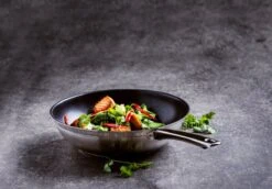 BK Allround Wok Ø 28 Cm - PFAS-vrij 15 BK Allround Wok Ø 28 Cm - PFAS-vrij -Pot Verkoopwinkel 1200x835 1