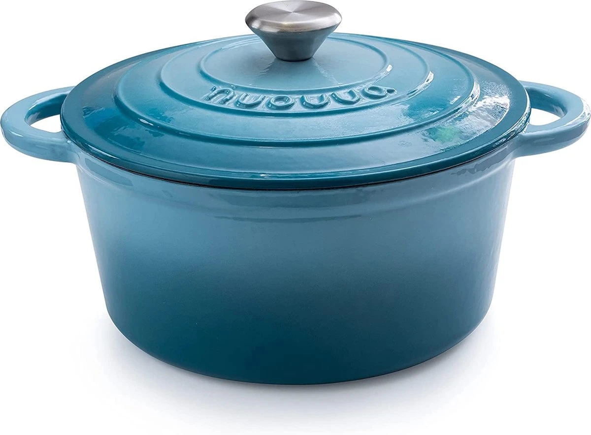 Nuovva Gietijzeren Braadpan Antiaanbaklaag Met Deksel - Sudderpan Blauw - Rond - Ø24 Cm - 4,7 Liter - 100% PFAS & PFOA Vrij - Geschikt Voor Alle Warmtebronnen - Elektrisch - Gas - Halogeen - Inductie – Keramisch 3 Nuovva Gietijzeren Braadpan Antiaanbaklaag Met Deksel - Sudderpan Blauw - Rond - Ø24 Cm - 4,7 Liter - 100% PFAS & PFOA Vrij - Geschikt Voor Alle Warmtebronnen - Elektrisch - Gas - Halogeen - Inductie – Keramisch