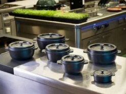 Cast Iron - Braadpan - Gietijzer - Met Deksel - Ø20x9cm - Zwart -Pot Verkoopwinkel 1200x899 29