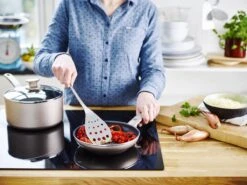 GreenPan Cambridge Hapjespan Met Deksel 28cm - Brons - Inductie - PFAS-vrij -Pot Verkoopwinkel 1200x899 32