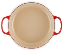 Le Creuset - Gietijzeren - Lage Braadpan - 24cm - Kersenrood -Pot Verkoopwinkel 1200x969 7