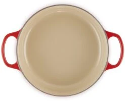 Le Creuset - Gietijzeren - Lage Braadpan - 24cm - Kersenrood -Pot Verkoopwinkel 1200x971 1