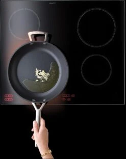 Le Creuset Koekenpan Les Forgées TNS - ø 22 Cm - Standaard Anti-aanbaklaag -Pot Verkoopwinkel 951x1200 2